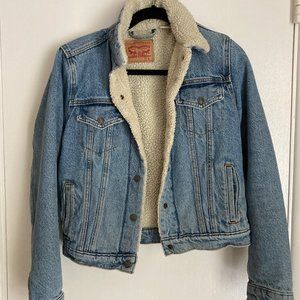 Levi's Sherpa Trucker Jacket